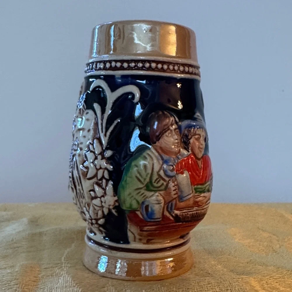 Vintage KING Beer Stein – Handmade in Germany - Picture 6 of 10